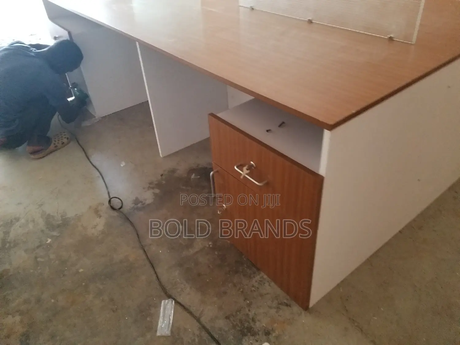 Work Stations/ Staff Desks