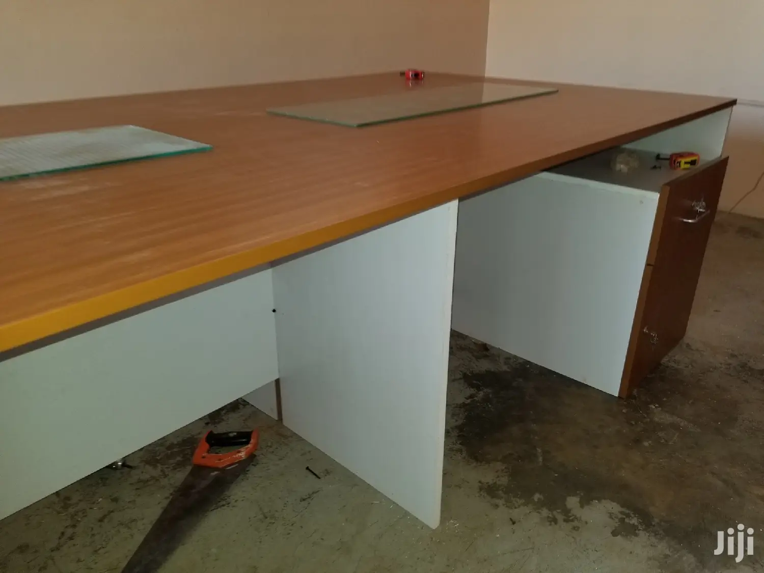 Work Stations/ Staff Desks