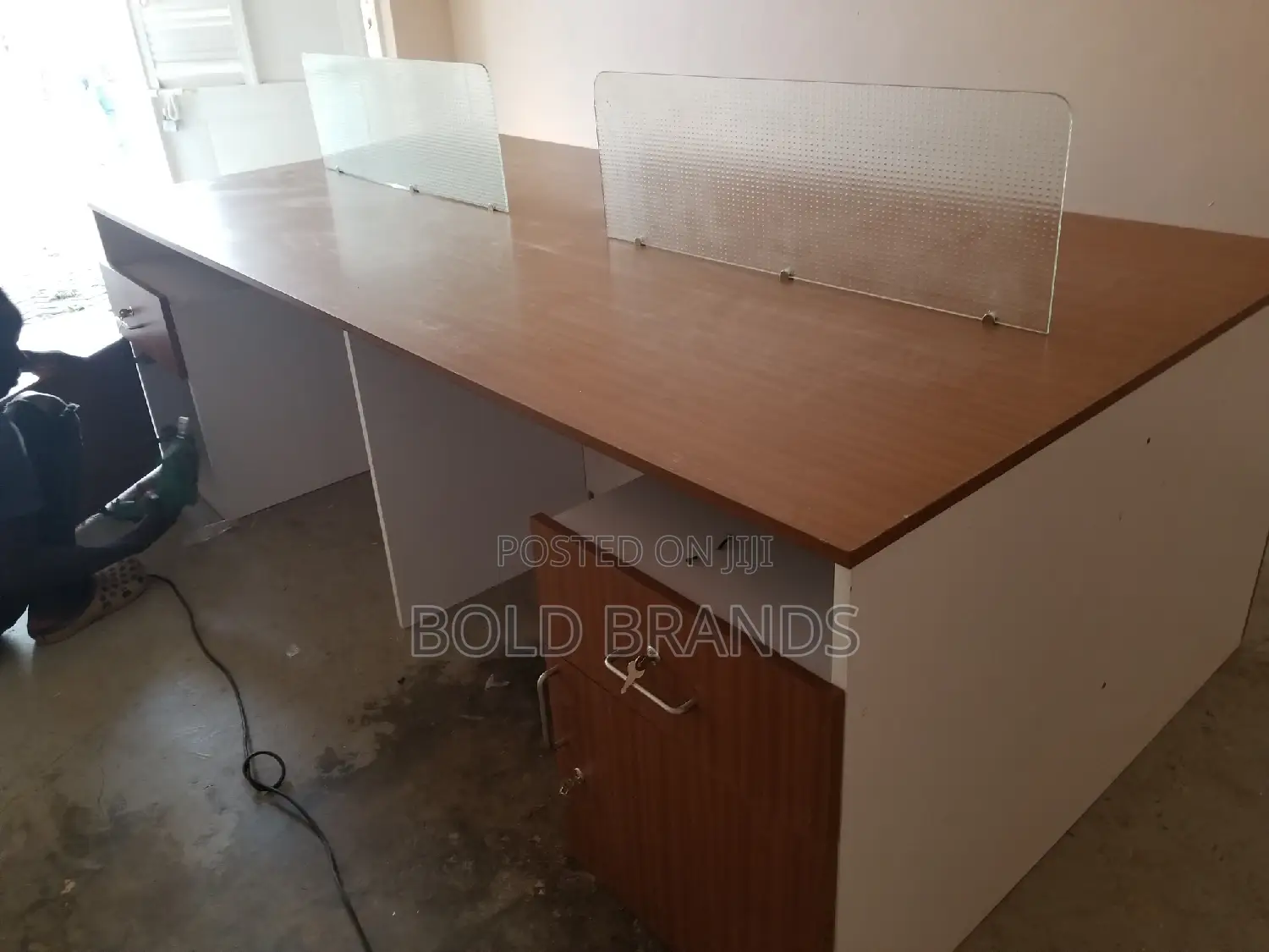 Work Stations/ Staff Desks