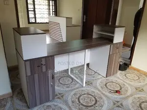 Modern Work Station/ Staff Desk