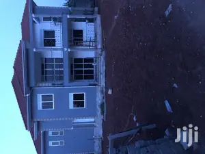 30’Decimals Mansion in Kira for Sell