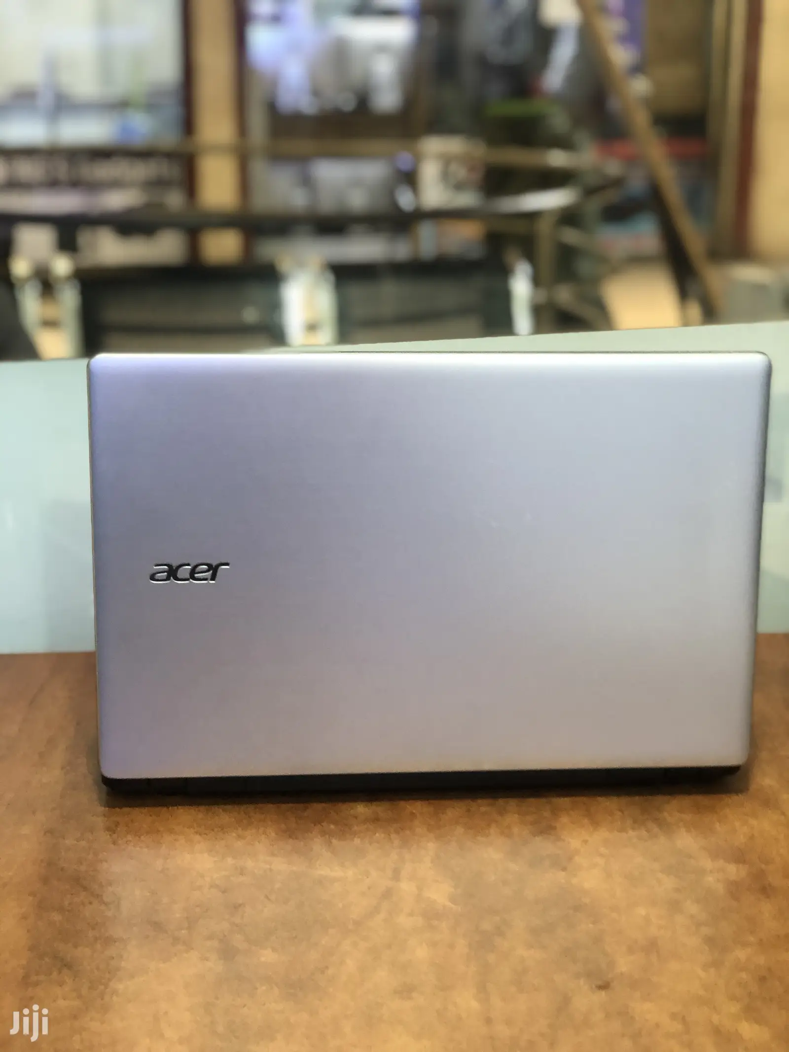 New Laptop Acer Aspire V3-572 8GB Intel Core I7 HDD 1T