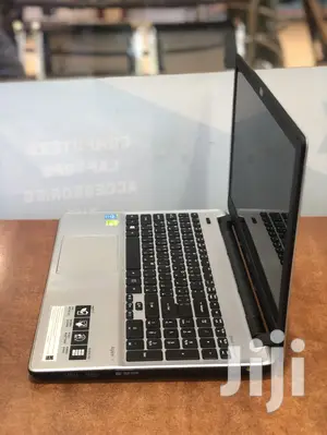 New Laptop Acer Aspire V3-572 8GB Intel Core I7 HDD 1T