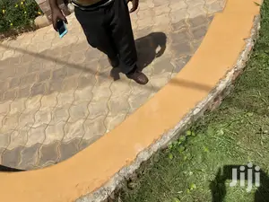 Kiwatule Home With Seven Bedrooms on Sale