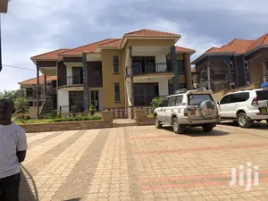 Kiwatule Home With Seven Bedrooms on Sale