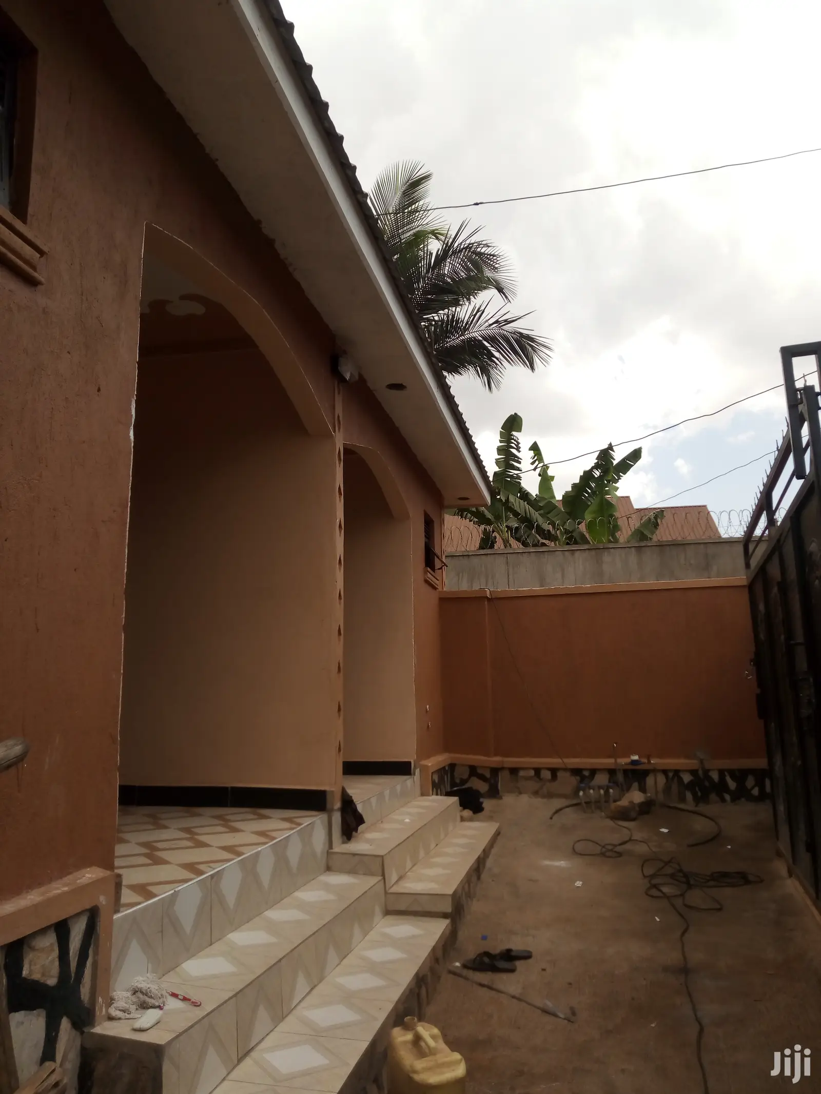 Furnished 1bdrm Bungalow in Real Estate, Central Division for Rent
