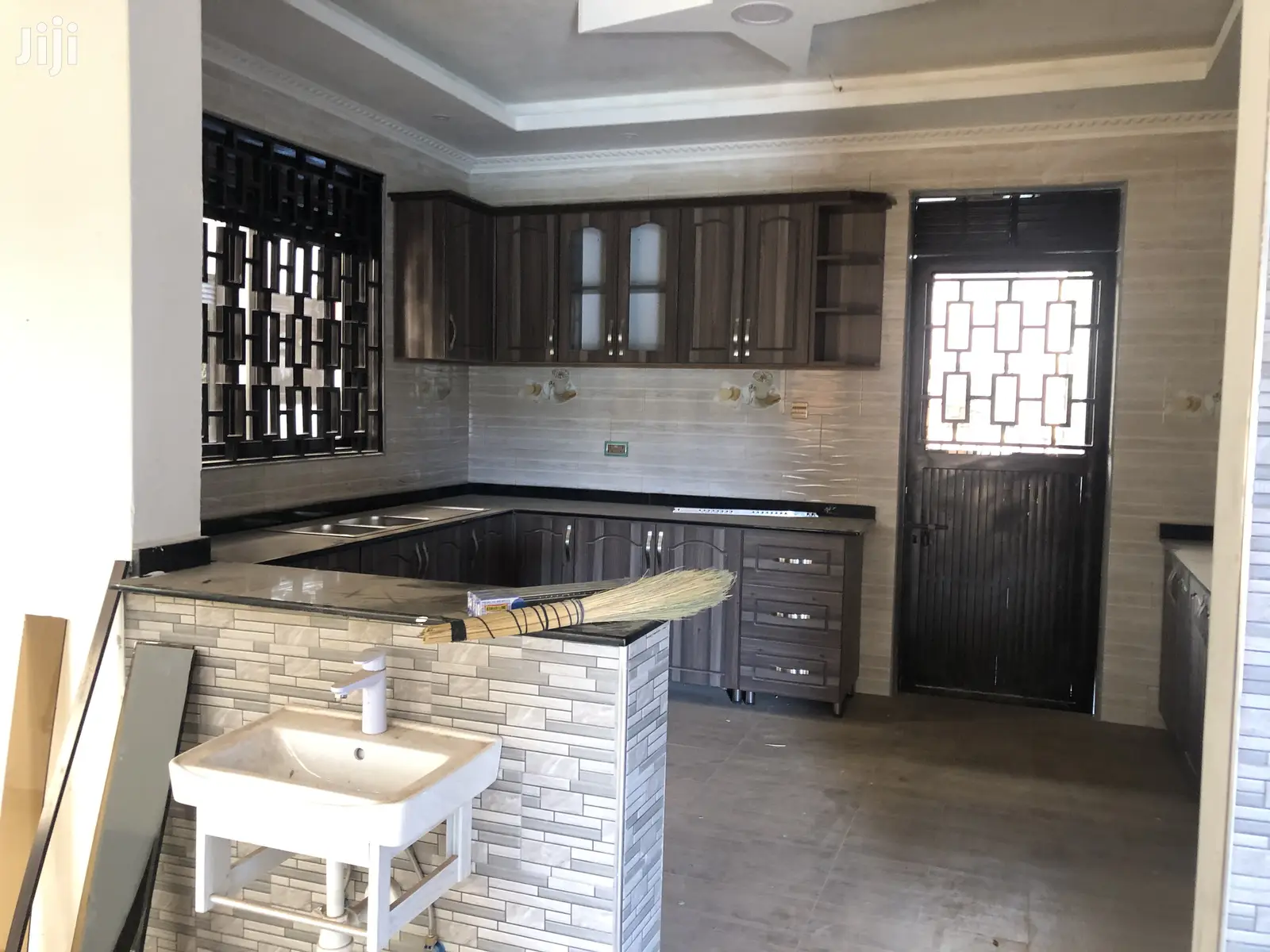 Najjera 6 Bedroom Mansion For Sale