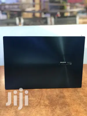 New Laptop Asus 16GB Intel Core I7 SSD 1T