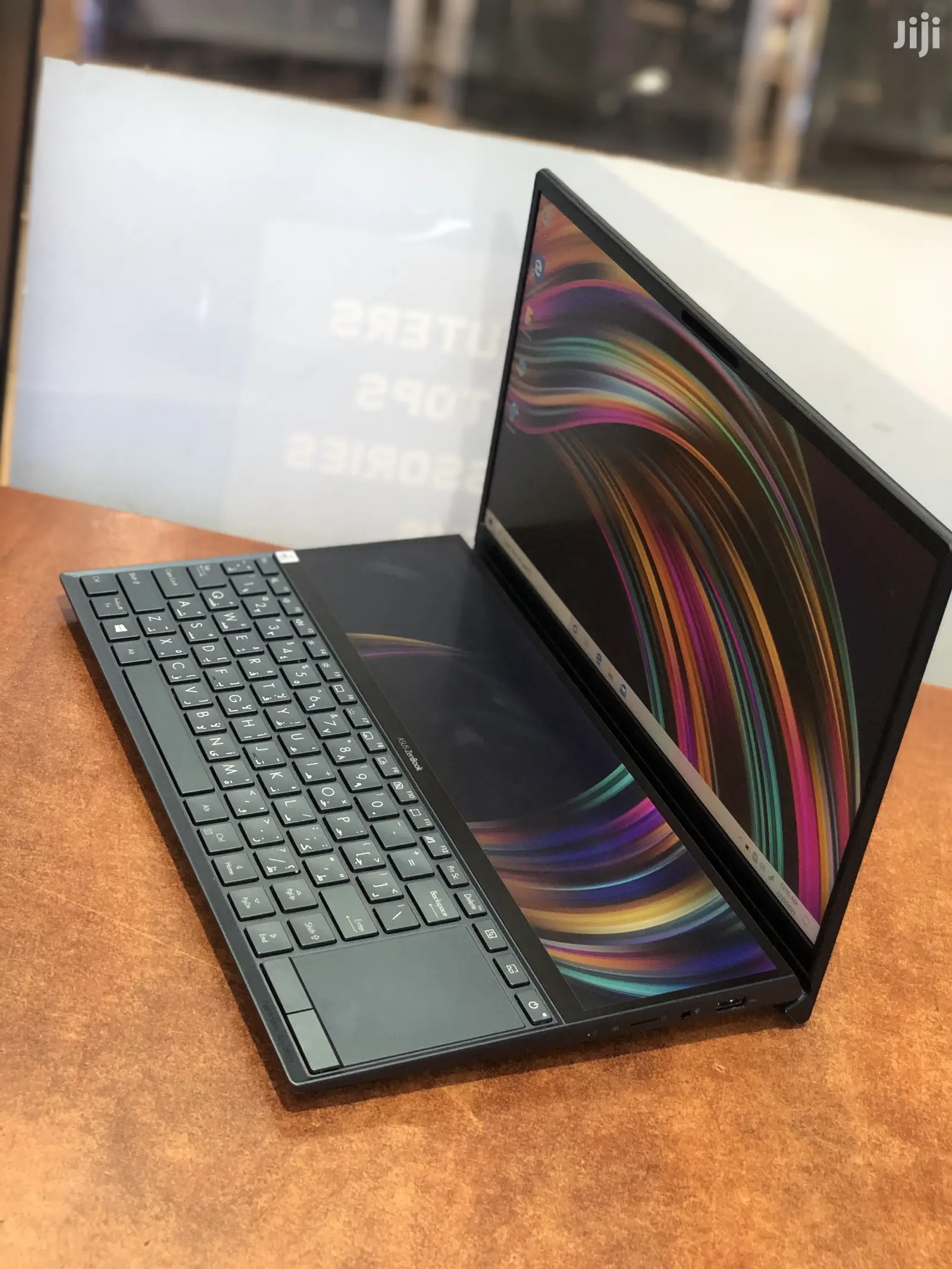 New Laptop Asus 16GB Intel Core I7 SSD 1T