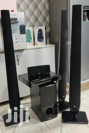 Lg Bluetooth Hometheater With Tall Boy Speakers 1000watts