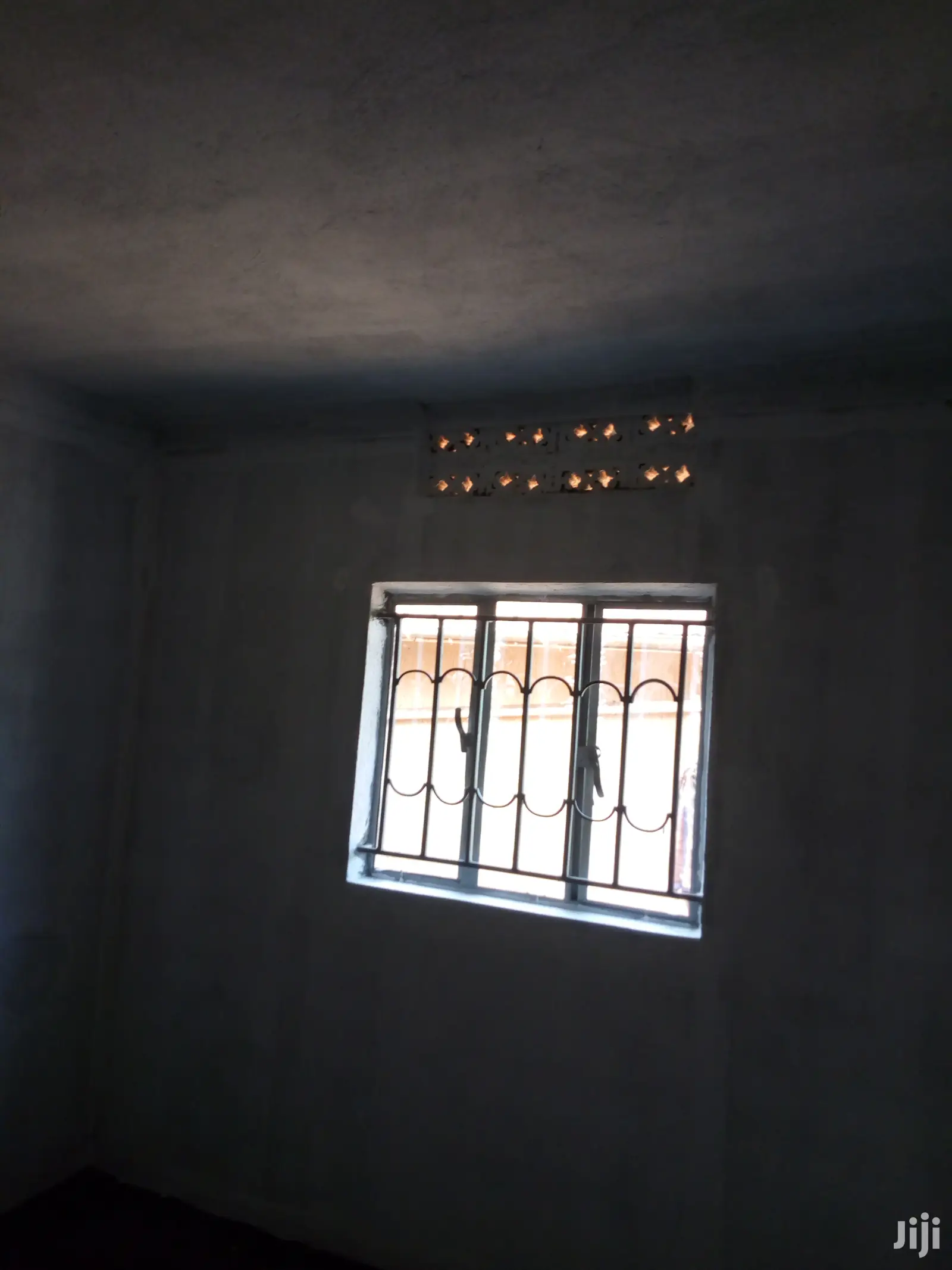 1 Bedroom House For Sale