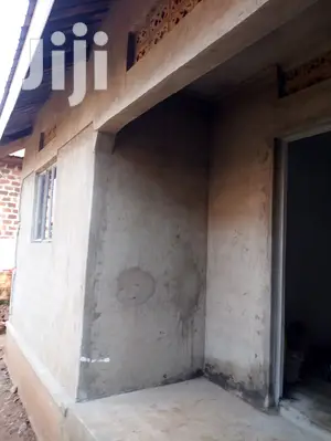 1 Bedroom House For Sale