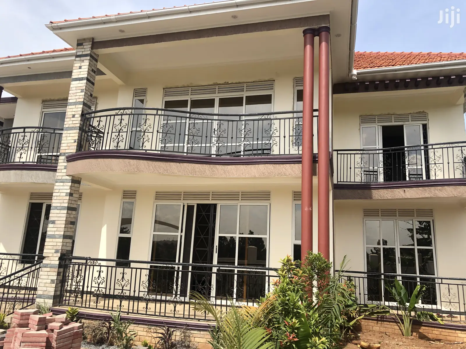 Kira Adorable Mansion on Sell