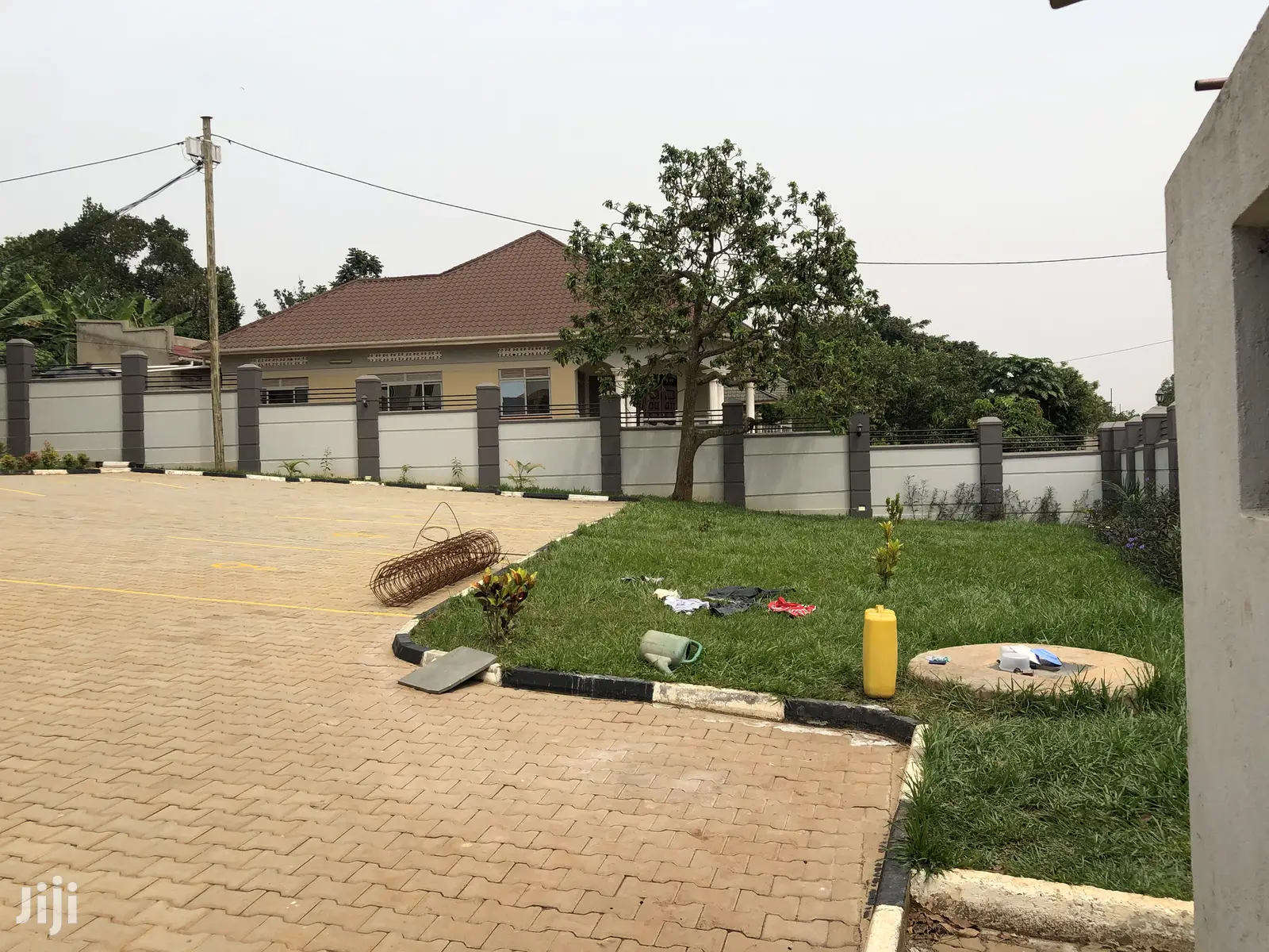Kira Three Bedroom Condos With Best View on Sell
