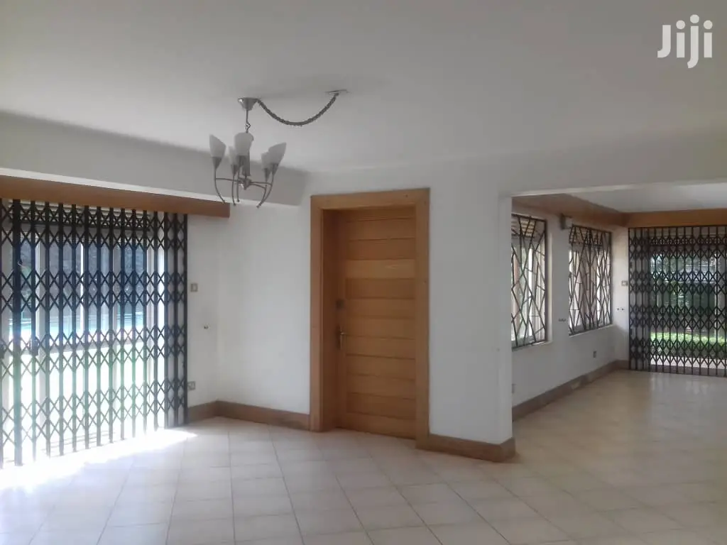 4 Bedroom Magnificent House In Kololo For Rent