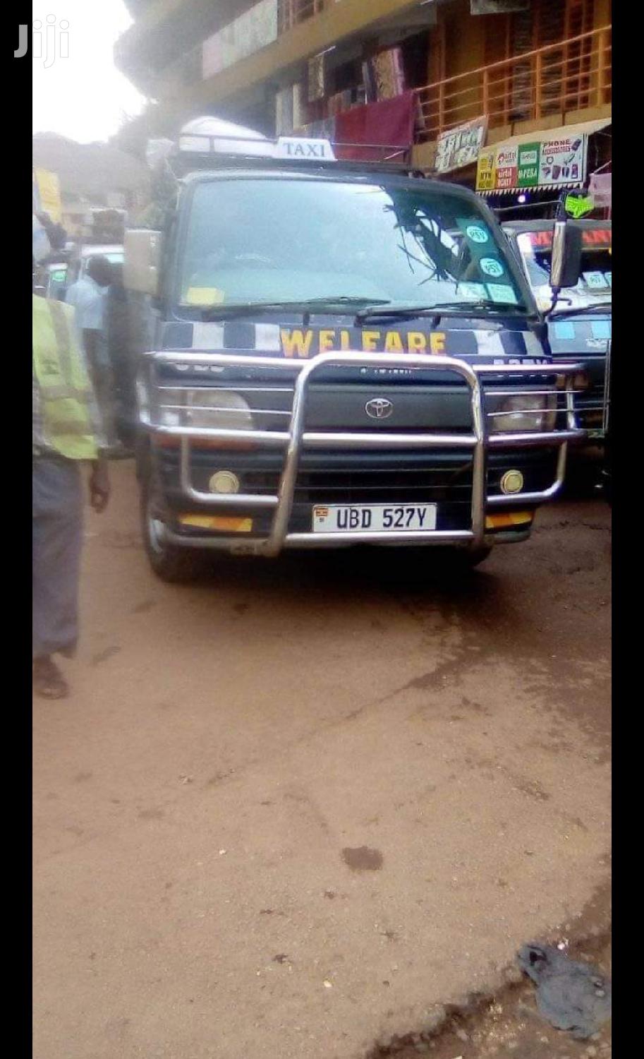 Kigege Taxi 2000 Black For Sale in Kampala Buses & Microbuses