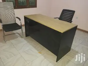 Office Desks/ Office Tables