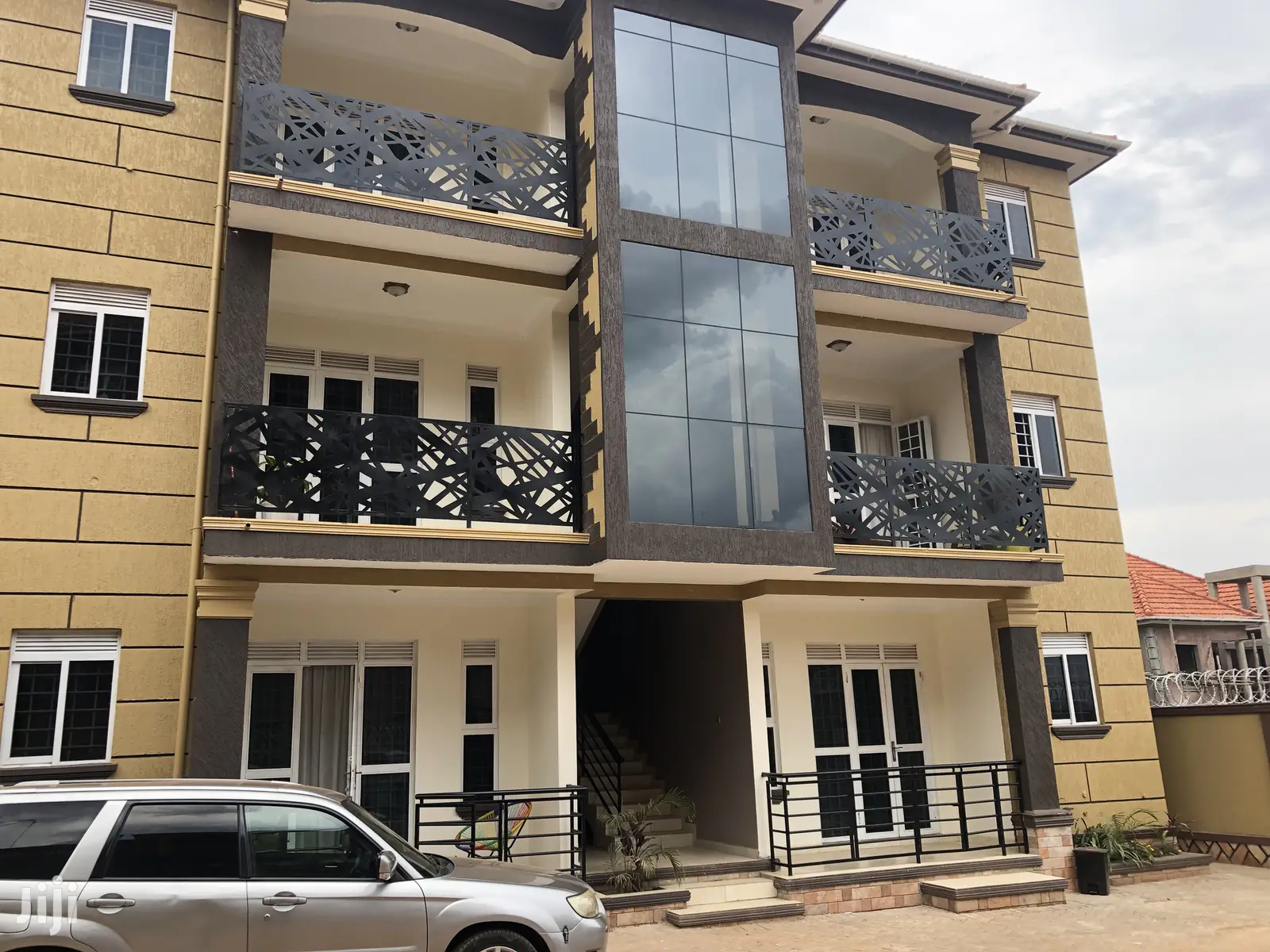 Five Star Apartments in Kisaasi on Sell