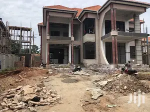 6 Bedroom Mansion In Kira For Sale