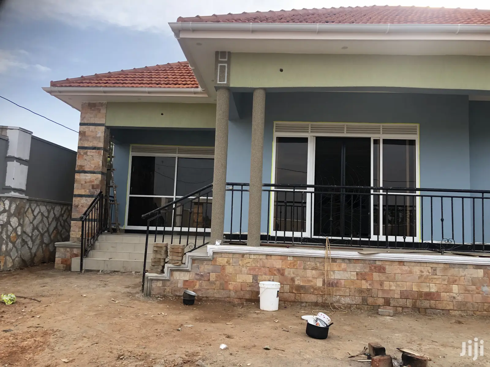Kira Almost Finished Four Bedrooms Bungalow on Sell