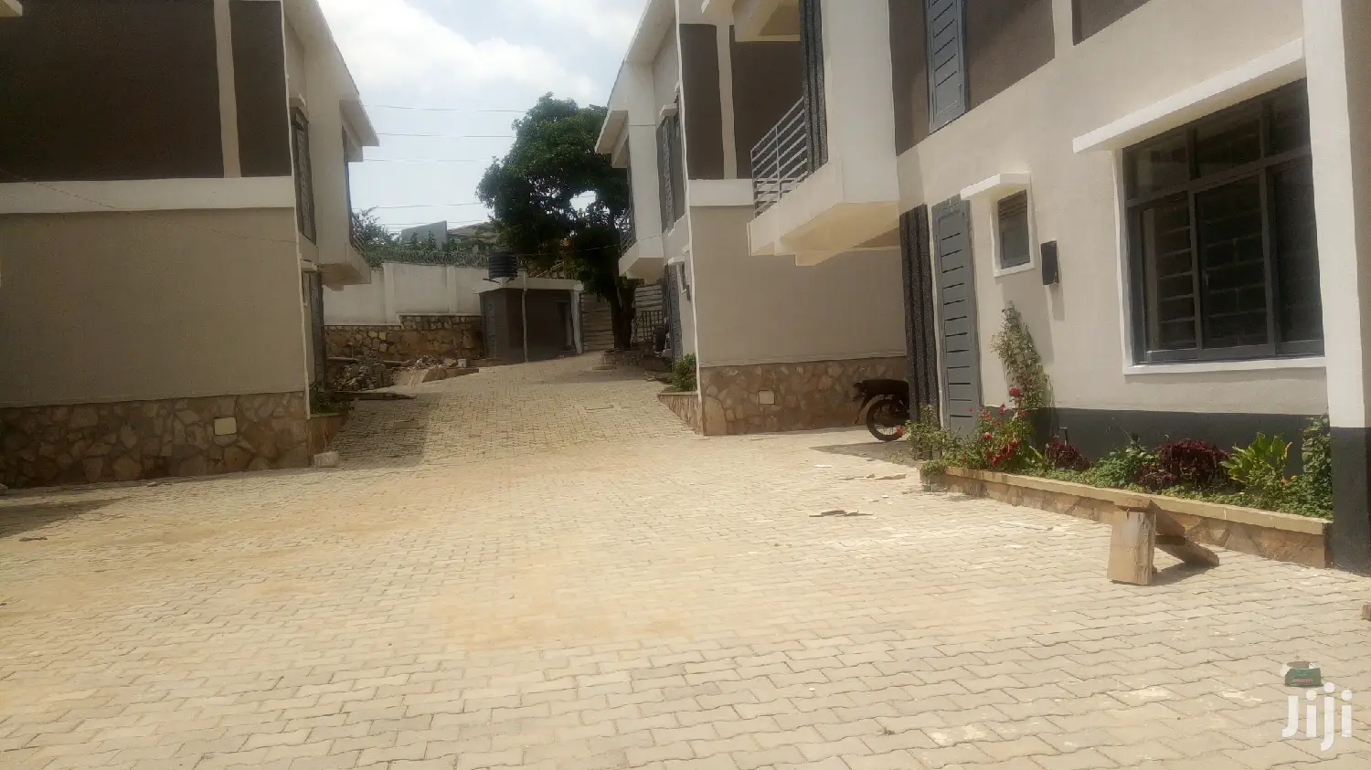 4 Bedroom Modern Villa In Naguru For Sale