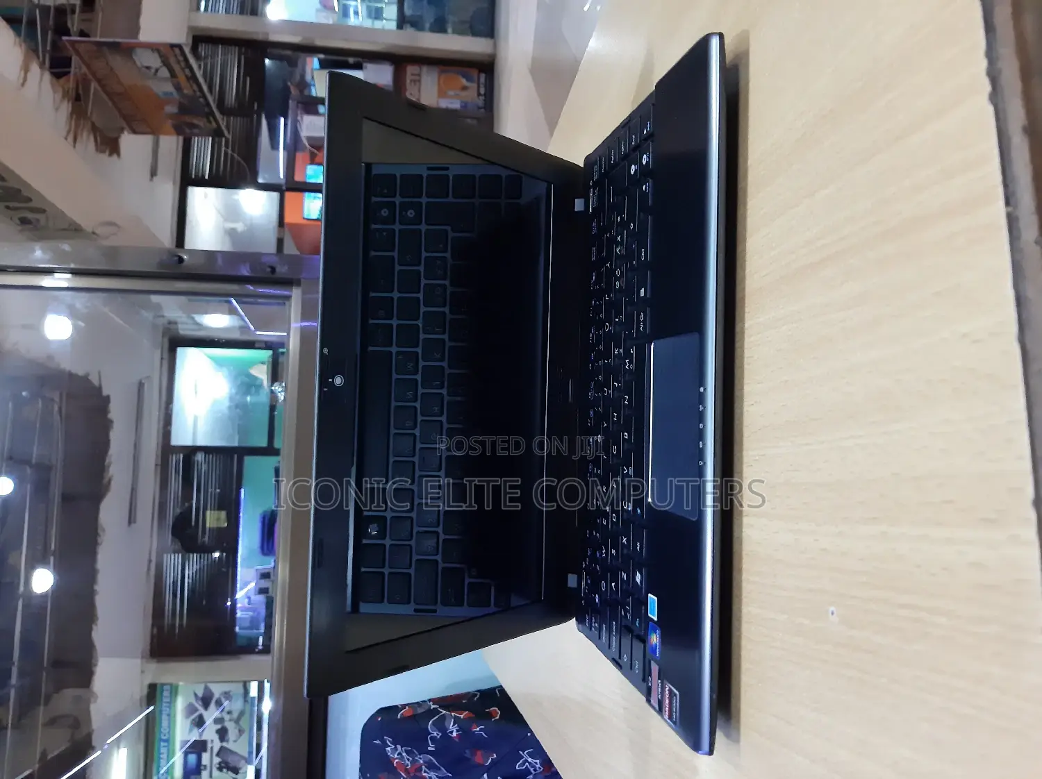 Laptop Asus 4GB AMD HDD 350GB