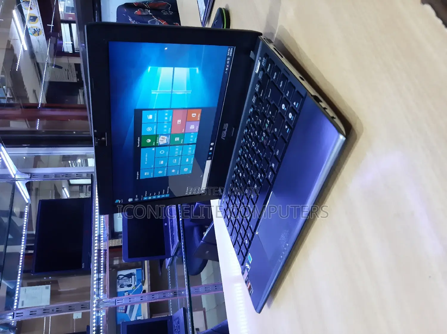 Laptop Asus 4GB AMD HDD 350GB