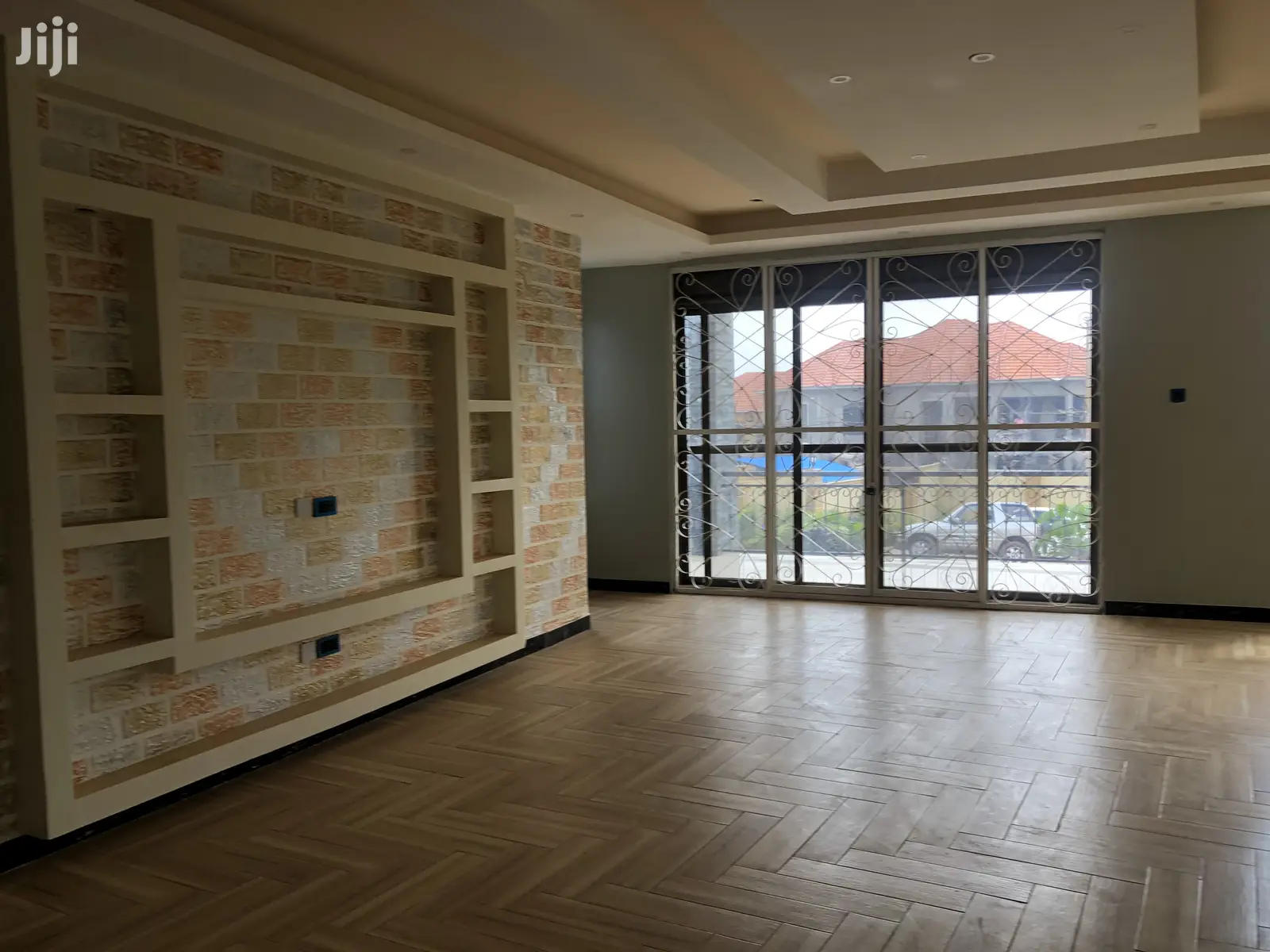Kiwatule Bidandi Corporate American Mansion on Sale