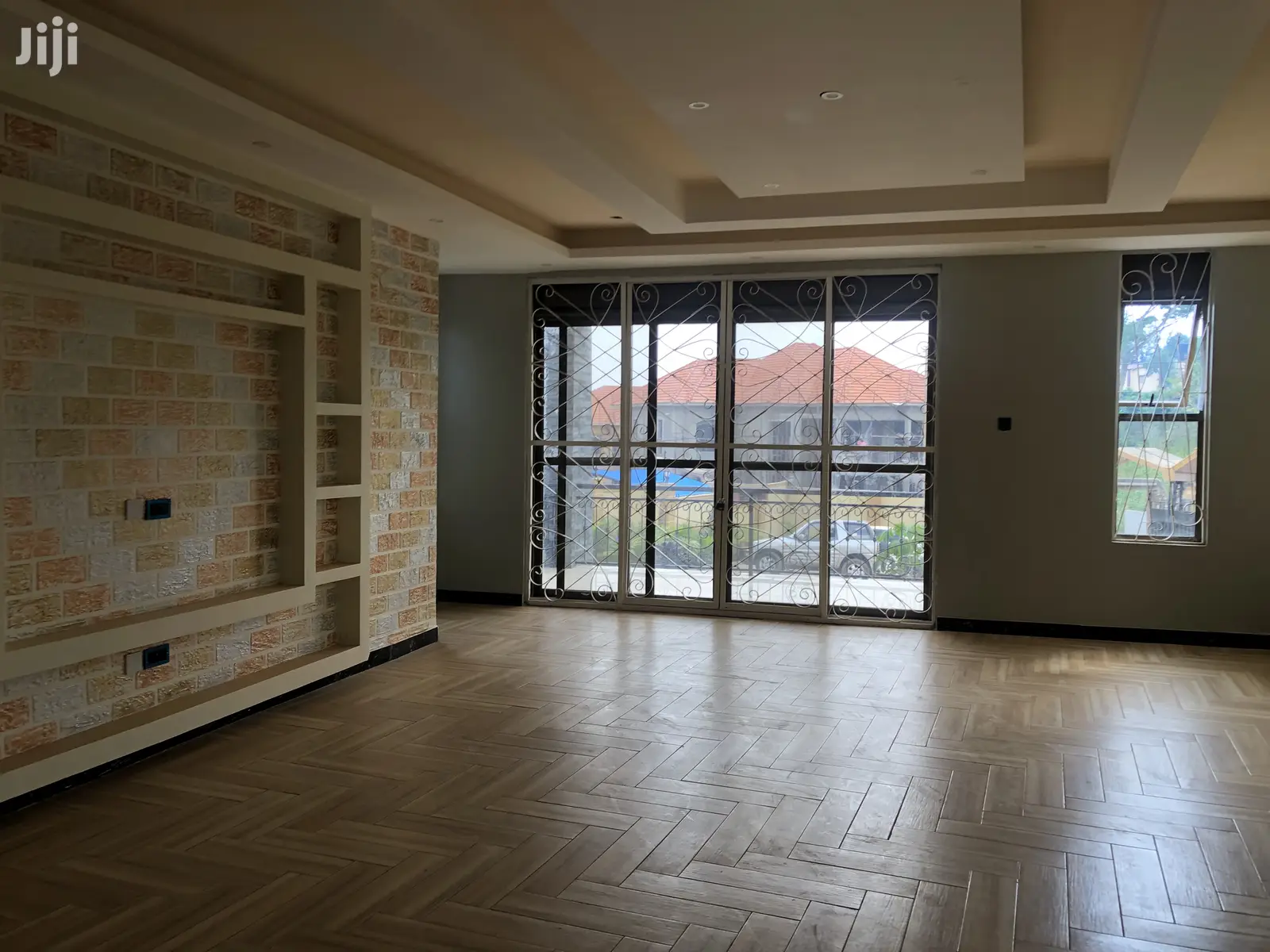 Kiwatule Bidandi Corporate American Mansion on Sale
