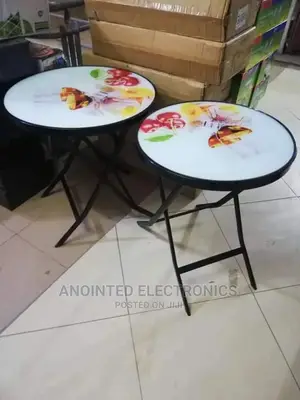 Foldable Glass Round Table