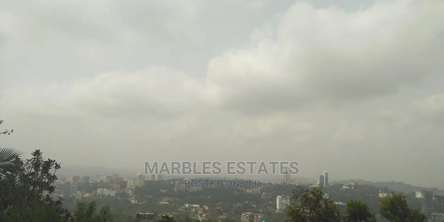 Nice Colonial House for Rent in Kololo