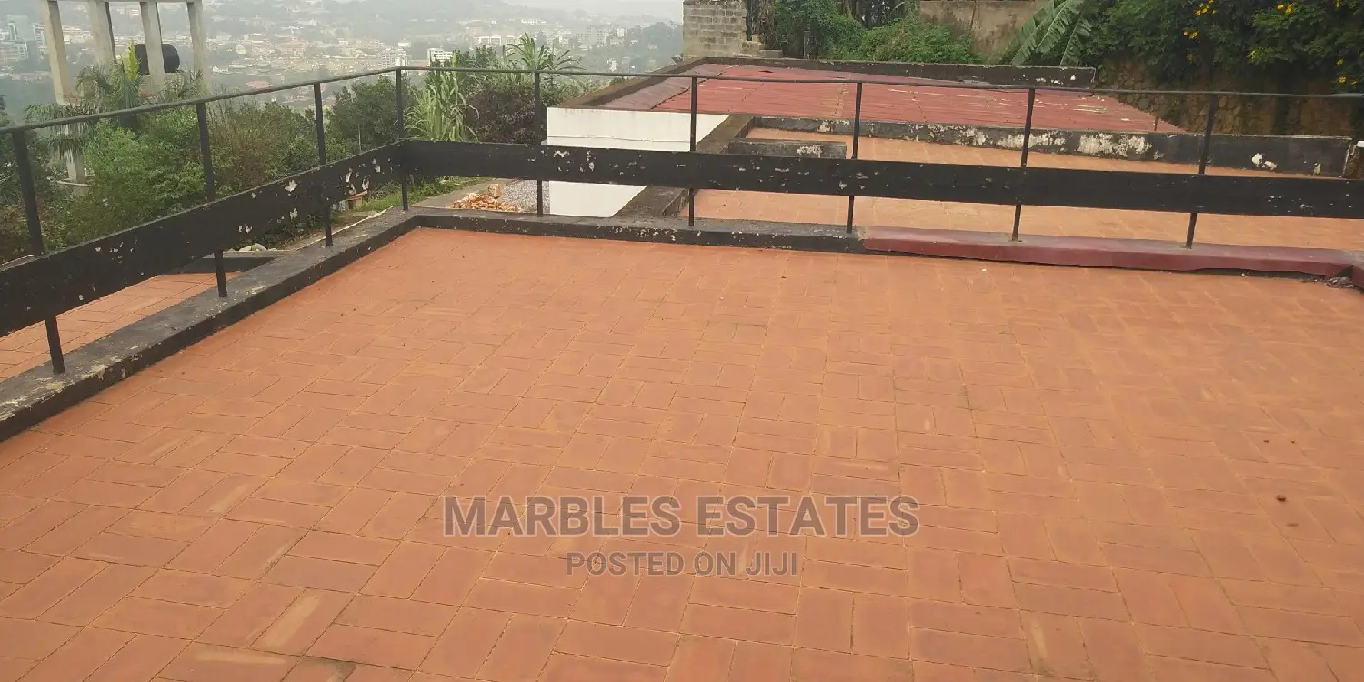 Nice Colonial House for Rent in Kololo