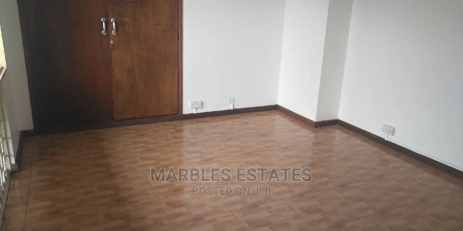 Nice Colonial House for Rent in Kololo