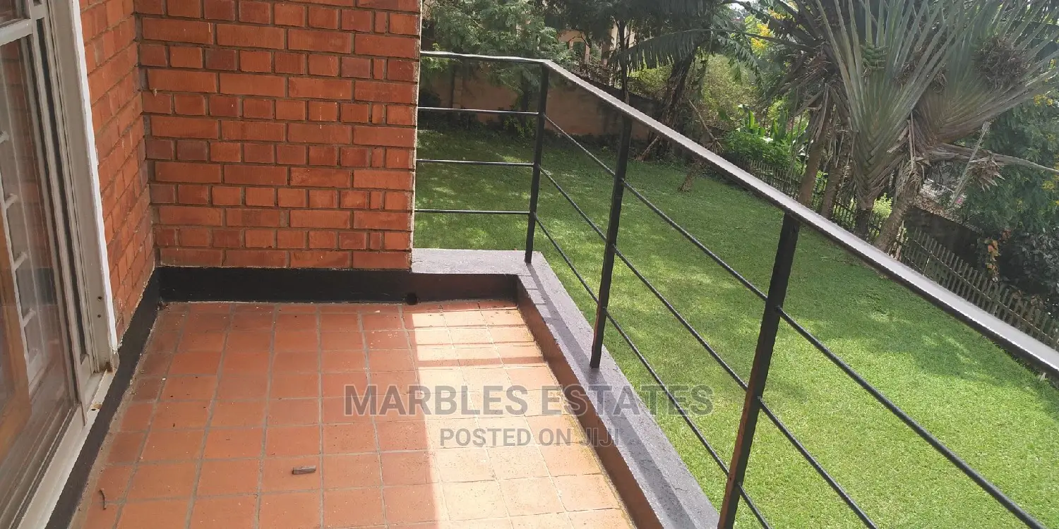 Nice Colonial House for Rent in Kololo