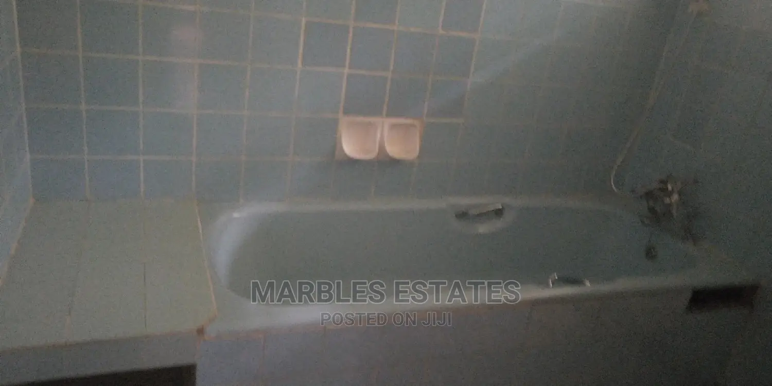 Nice Colonial House for Rent in Kololo