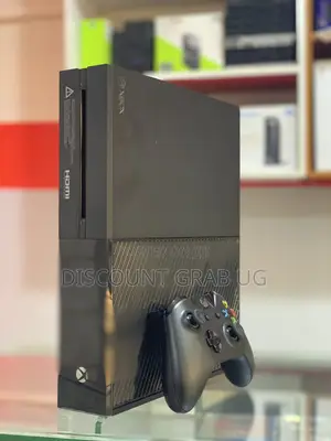 Xbox One 500gb With One Controller and 10games