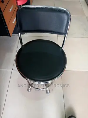 Simple Chairs Black