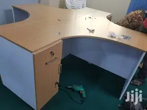 Work Stations/ Office Furniture