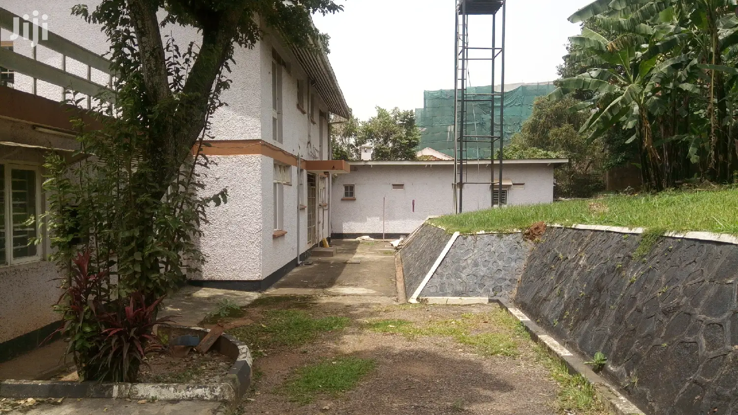 Colonial Mansion For Rent