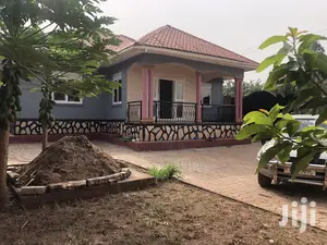 Najjera Pretty Four Bedrooms Bugaloo at Unbeatable Price
