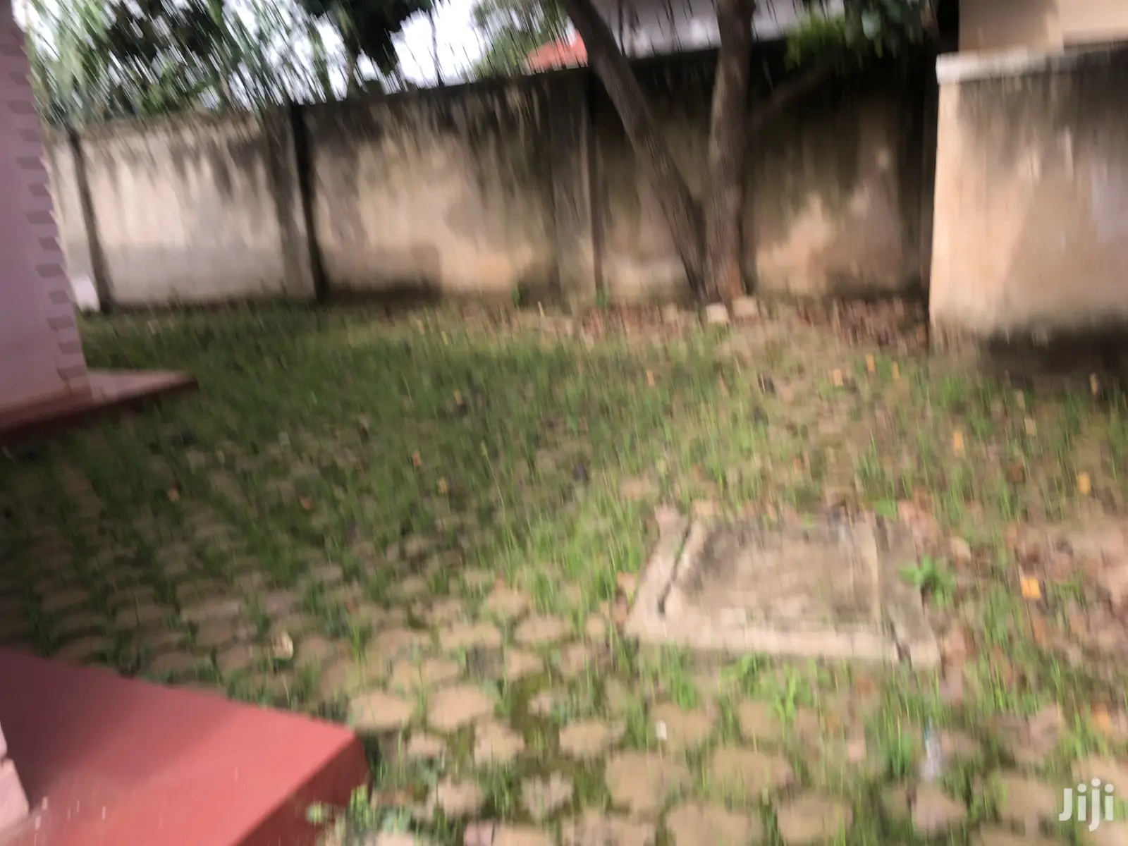 Hot Deal 4 Bedroom Bungalow In Kira For Sale