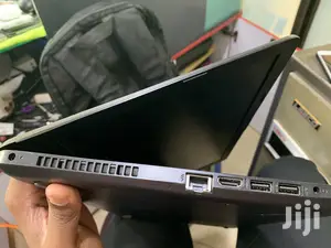 Laptop HP 15-Ra003nia 4GB Intel Celeron HDD 500GB