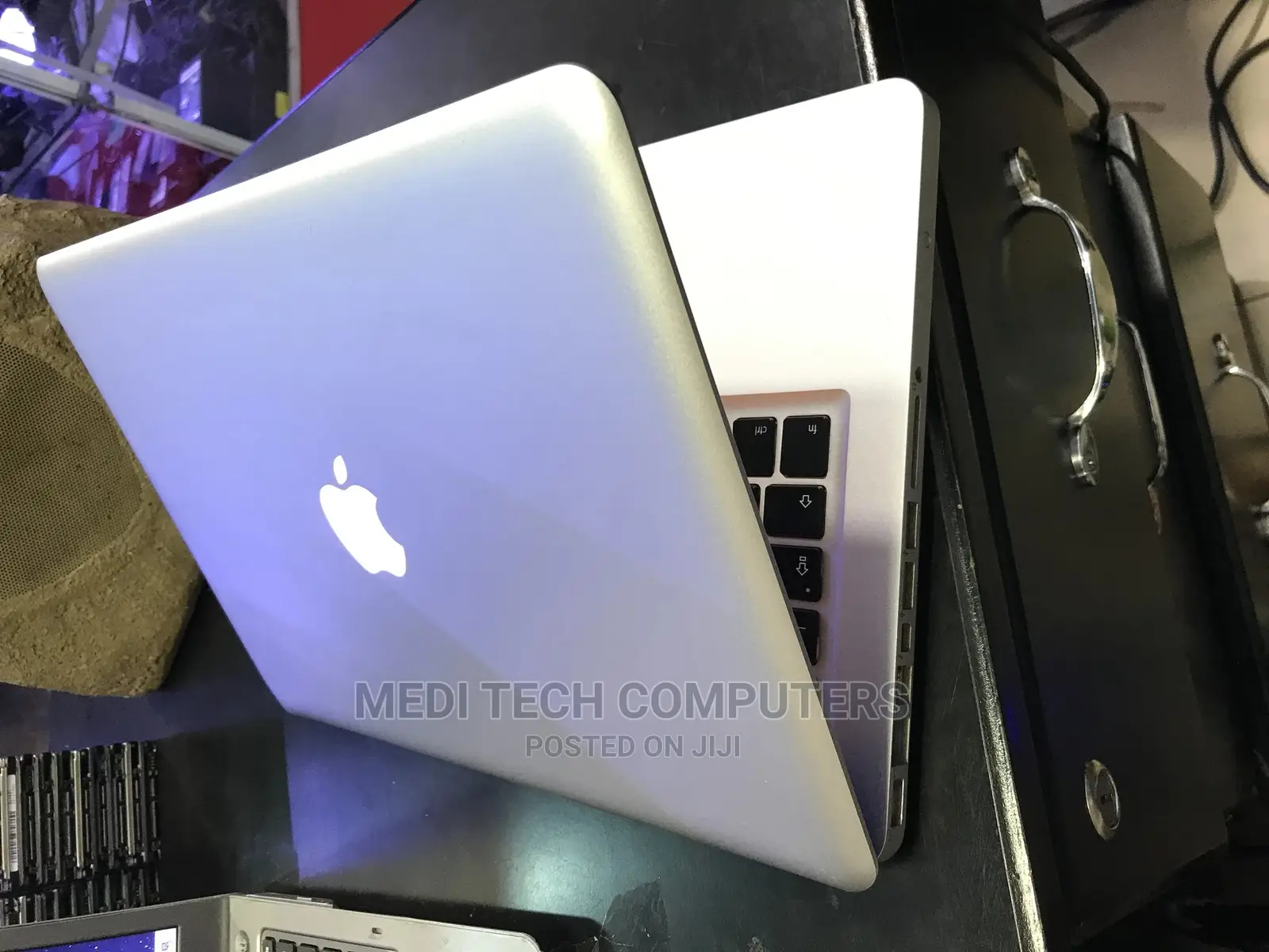Laptop Apple MacBook Pro 4GB Intel Core I5 HDD 500GB
