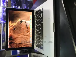 Laptop Apple MacBook Pro 4GB Intel Core I5 HDD 500GB