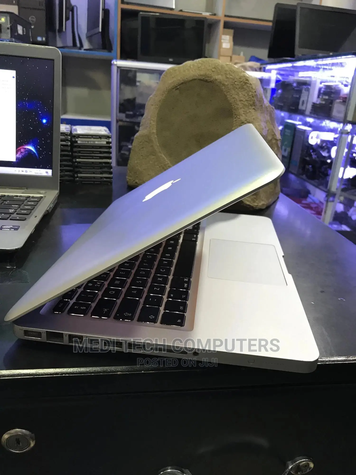 Laptop Apple MacBook Pro 4GB Intel Core I5 HDD 500GB