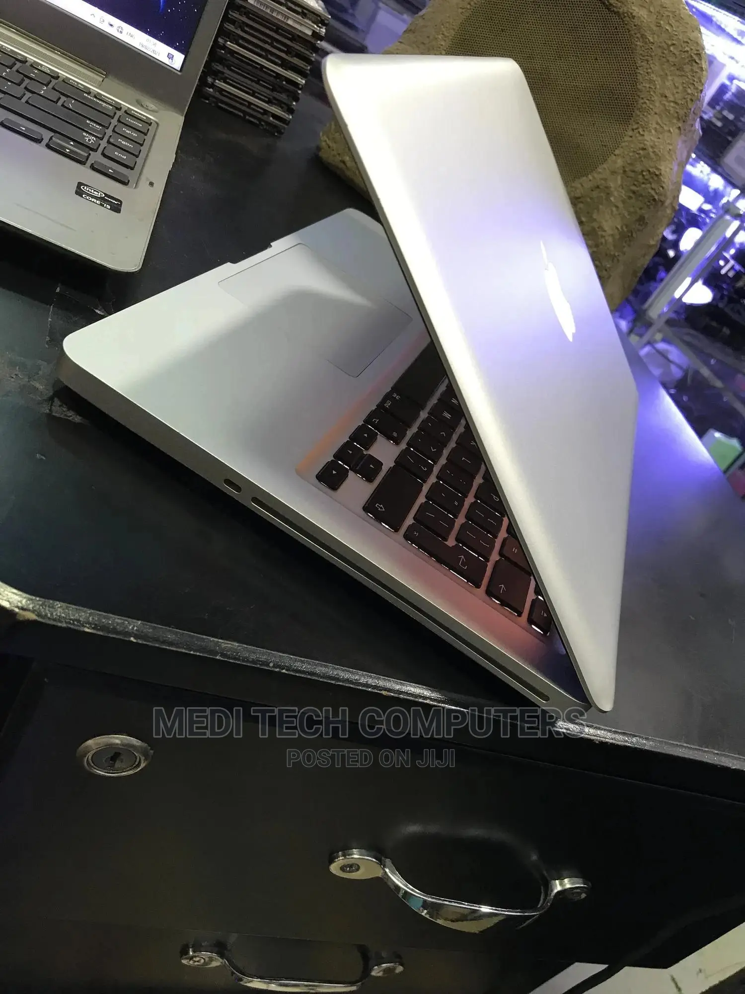 Laptop Apple MacBook Pro 4GB Intel Core I5 HDD 500GB