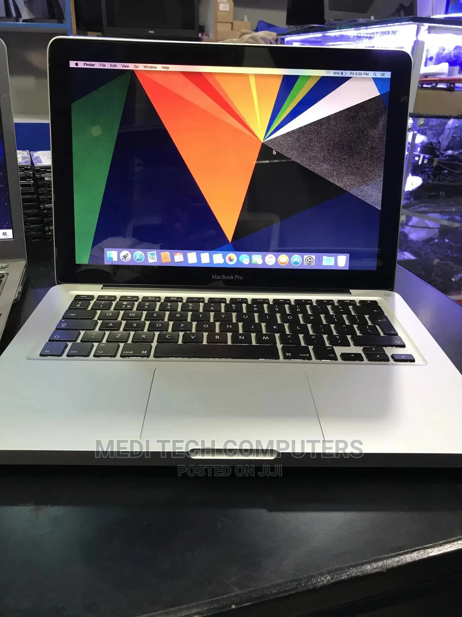 Laptop Apple MacBook Pro 4GB Intel Core I5 HDD 500GB