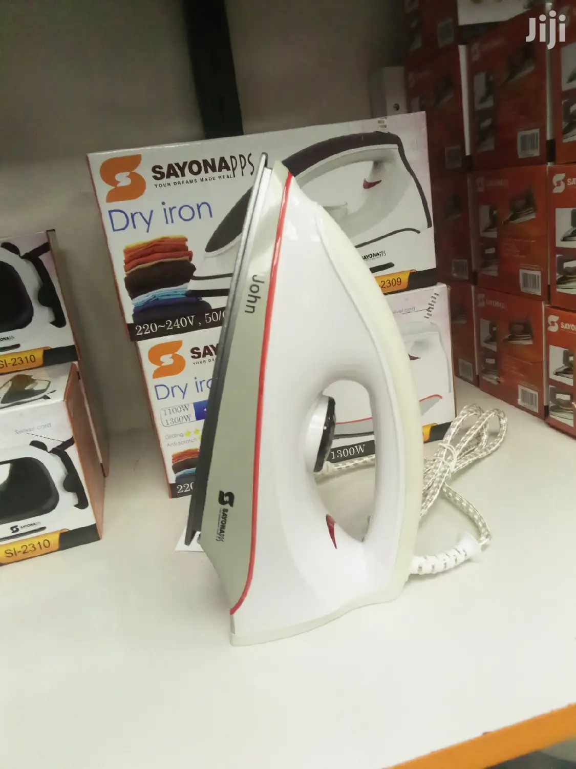 Sayonna Dry Iron