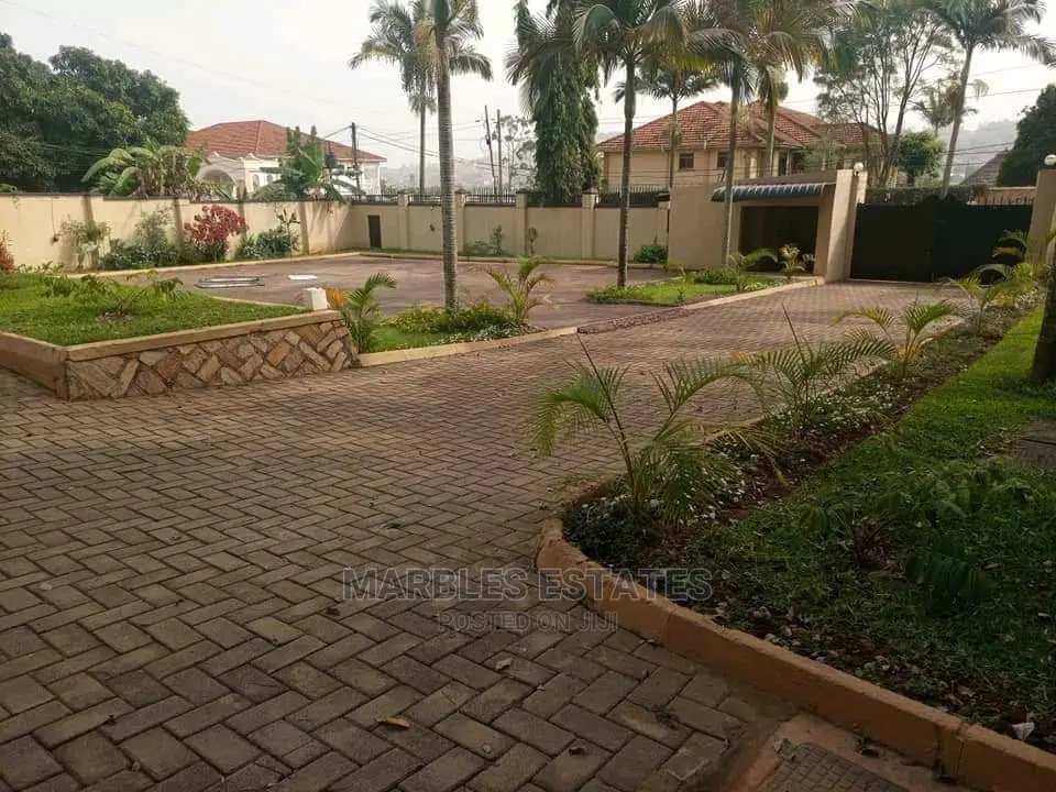 Nice House for Sale in Bugolobi