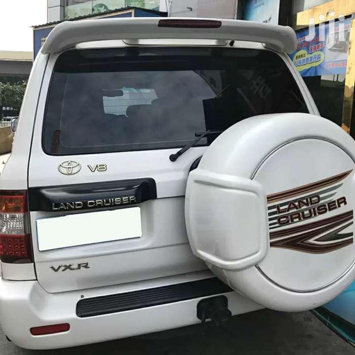 V8 Rear Spoiler